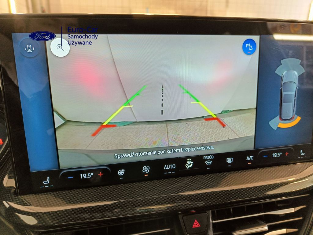 24c8ef8a-8325-48ff-bef1-f284230d7f51-26.jpg