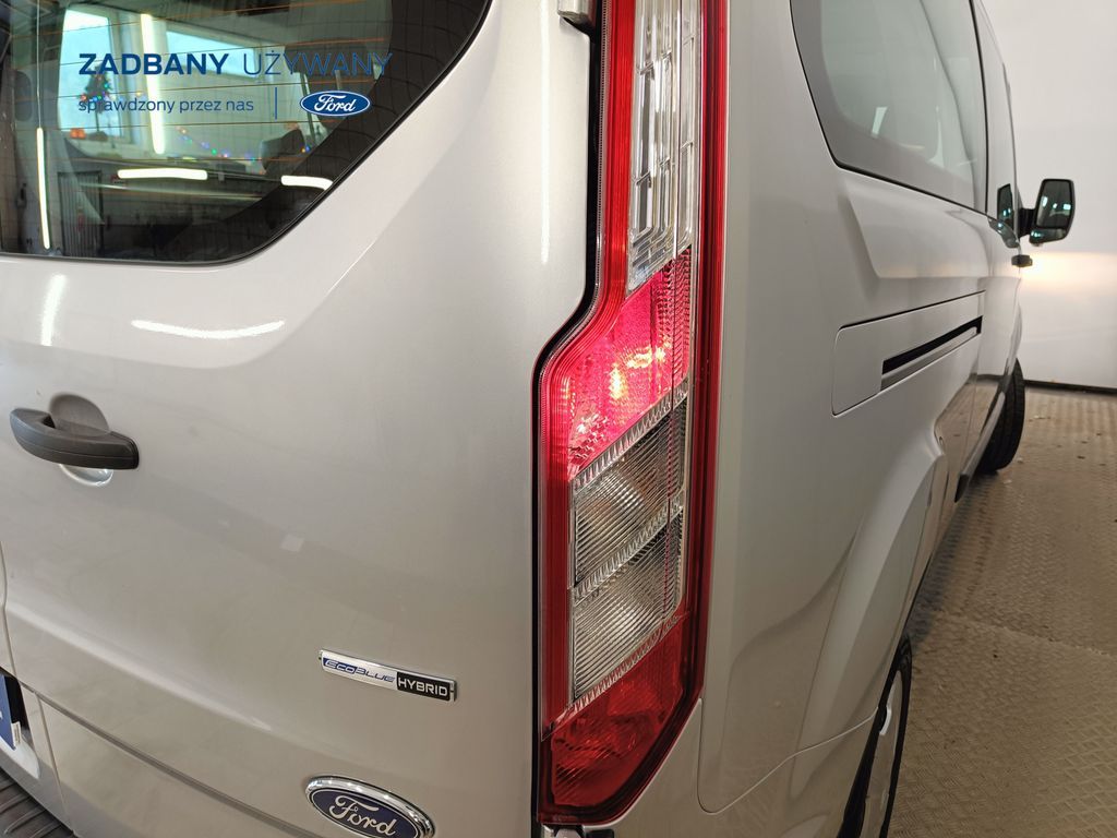 e852ae9b-a79a-4588-add8-4df2a720d196-29.jpg